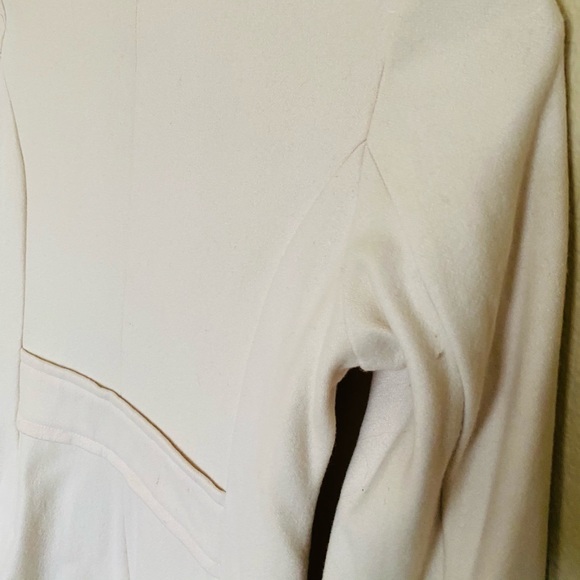 Nice coat - Picture 4 of 7